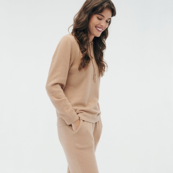 NWT Naadam essential cashmere hoodie HOLES - Picture 2 of 10